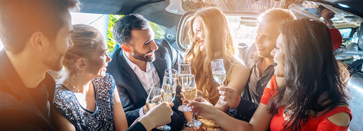 Toronto Festival Fun Starts Together: Book Your Limo For Unforgettable Memories